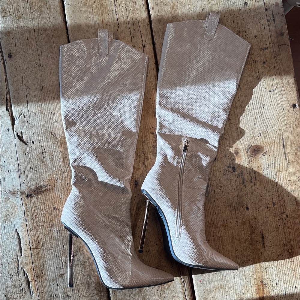 Akira Python Boot - image 2